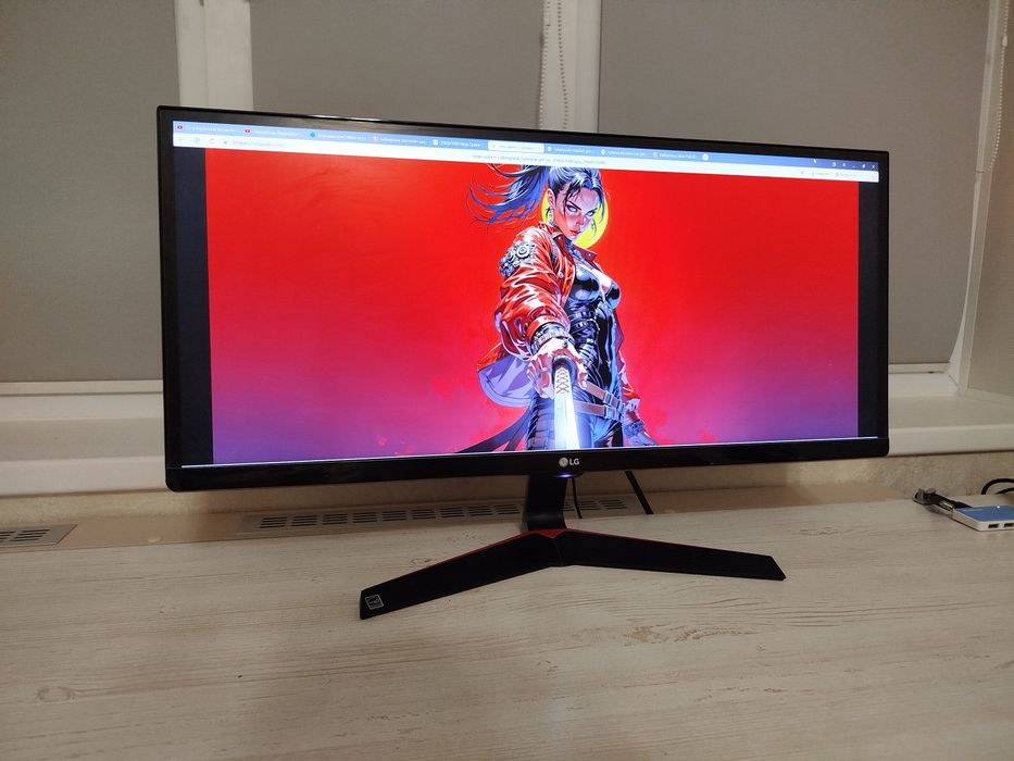 Огромный Монитор LG для игр