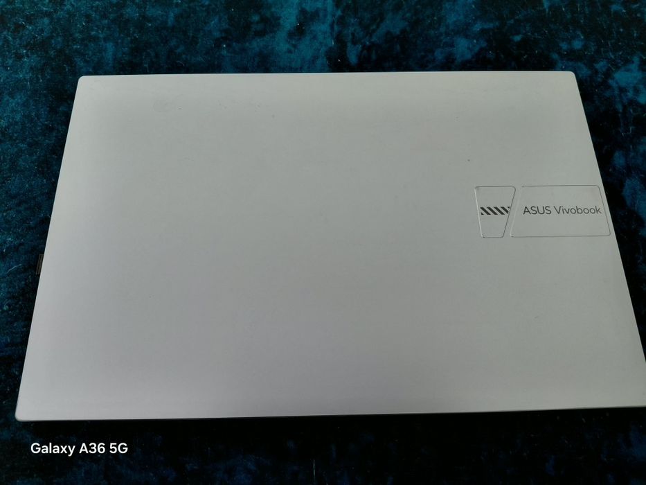 ASUS Vivobook 12/512GB SROCHNO notebook noutbuk notebuk