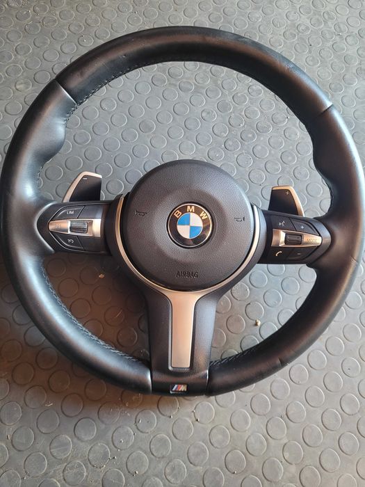 Мултиволан за BMW X5 Mpower F15