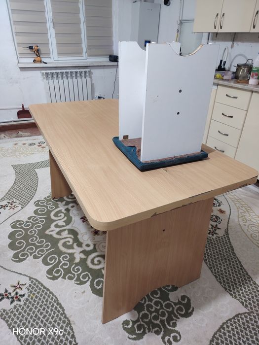 Продам стол со стульями