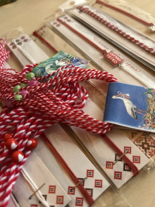 Ръчно изработени мартеници