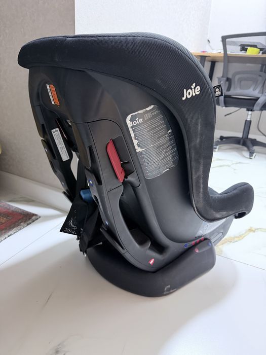детское автокресло Joie Tilt