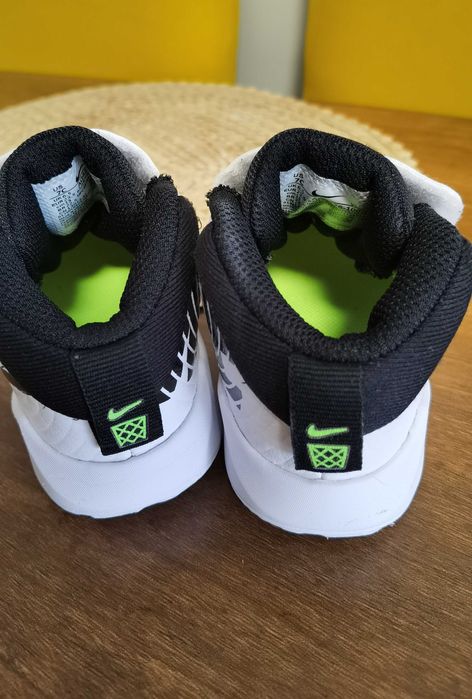 Детски маратонки Nike