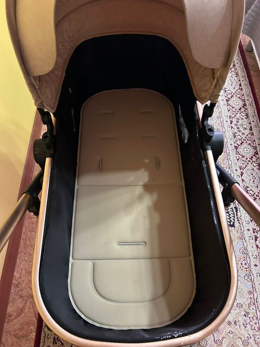 коляска детская.