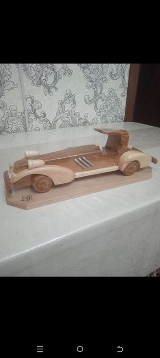 Автомобили из дерева