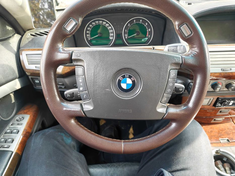 Продаю руль от е65 bmw