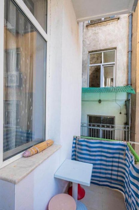 Дава се под наем Тристаен апартамент в София, Център - 100 кв.м за 950 € - Снимка #9