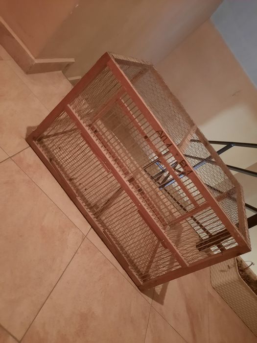 Клетки за папагали, канарчета, пъдпъдъци