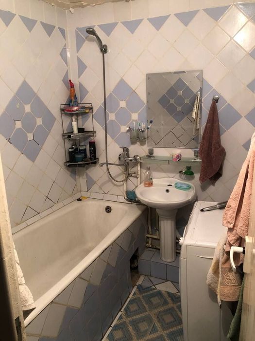 4/3/5. Сергели 3. Квартира 92 м². Ярмарка - 200 м. Метро - 500 м.