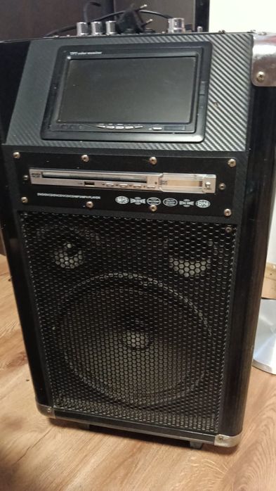 Boxă Troller Karaoke Bluetooth, DVD/CD, Monitor Color LCD, Radio, Microfon, Chitară,  - Stare Excelentă!