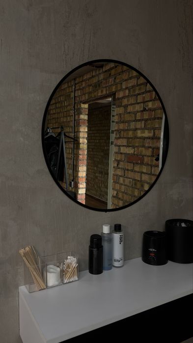 Продам зеркало 60см