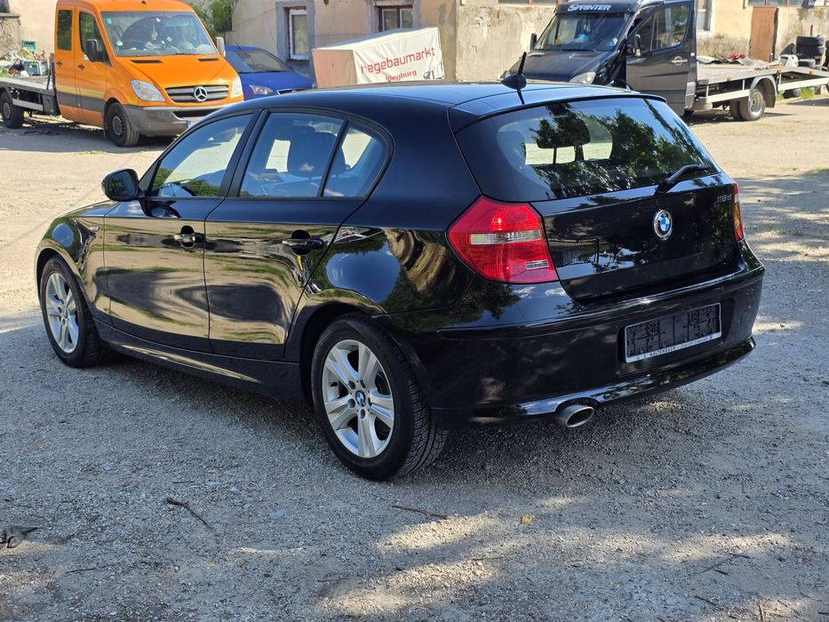 BMW 1 Series 2011 — imagine 3
