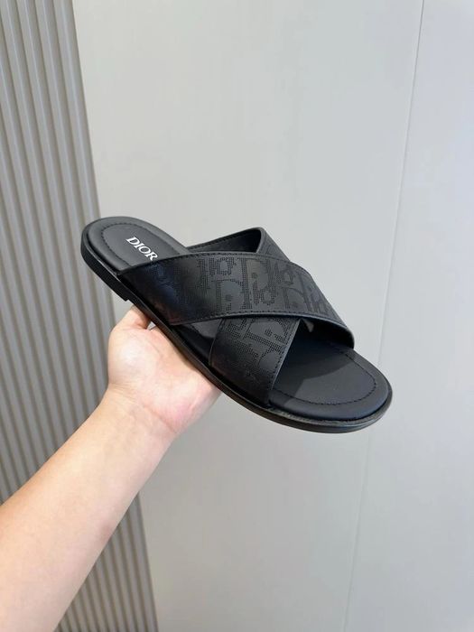 CD Slide Oblique Black