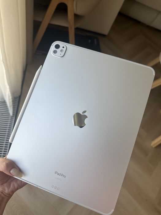 Продам Ipad pro 13 (M4)