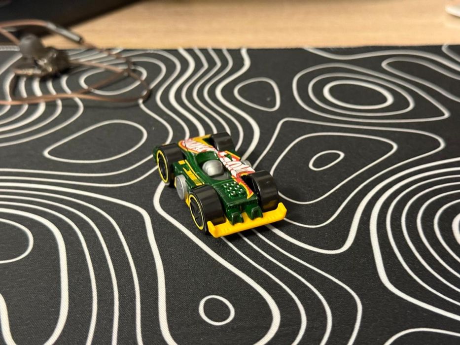 Машинки hot wheels