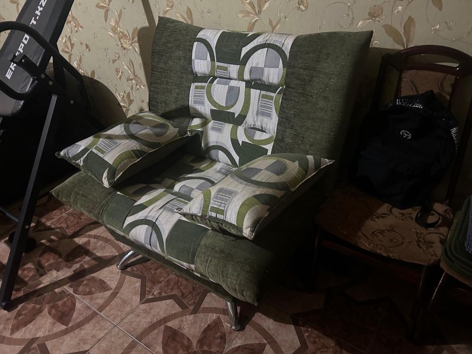 Диван , мягкая мебель