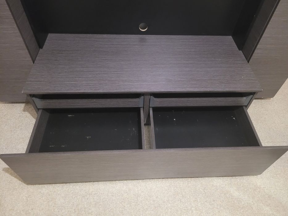 ТВ зона со шкафами