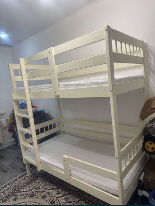Кровать двухярусный