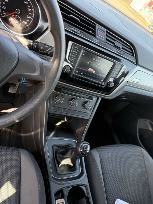 Vw Touran 1.6 TDI  2017 tva ded import Germania