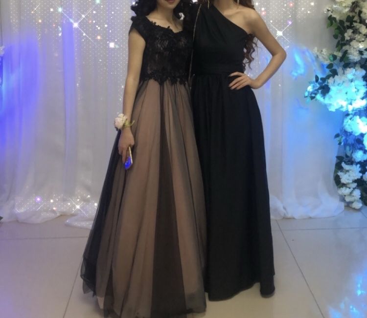 Вечерние платье