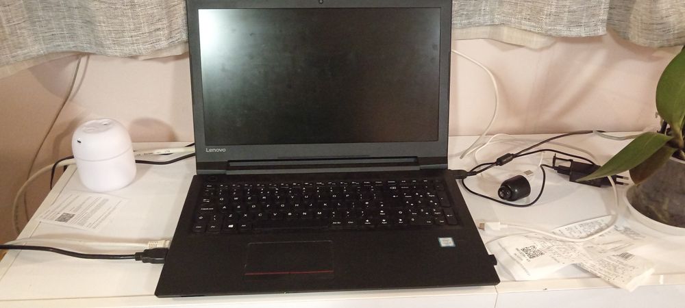 Lenovo v310-15isk