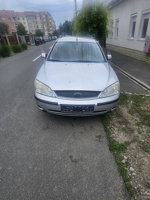 Vând ford Mondeo 1.8 benzina