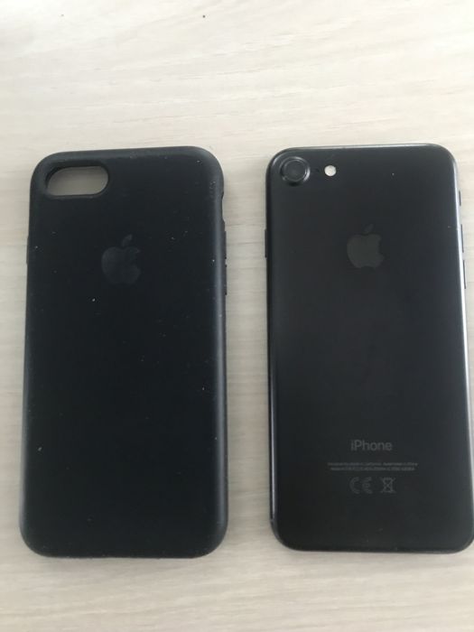 Продам Айфон 7 32гб