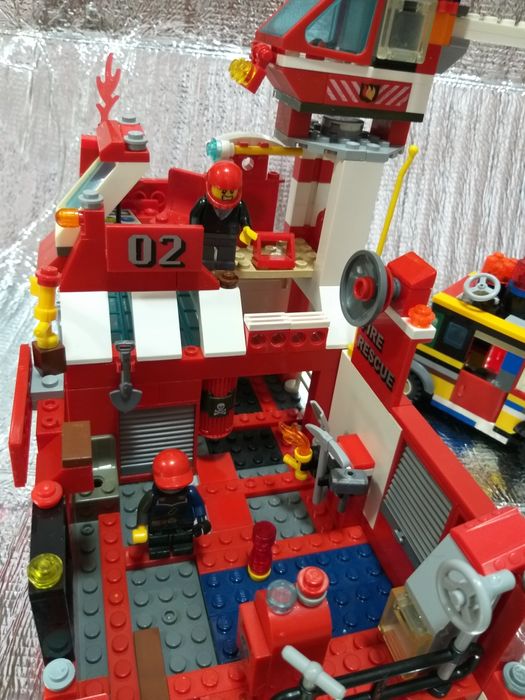 Пожарная станция, Lego
