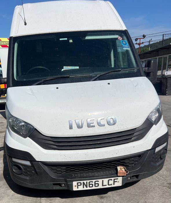 Dezmembrez Iveco euro 6
