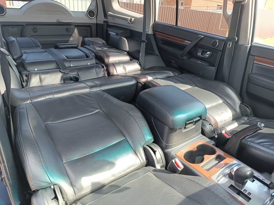 Продам Mitsubishi Pajero 4