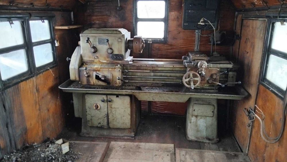 Продавам работещ СТРУГ