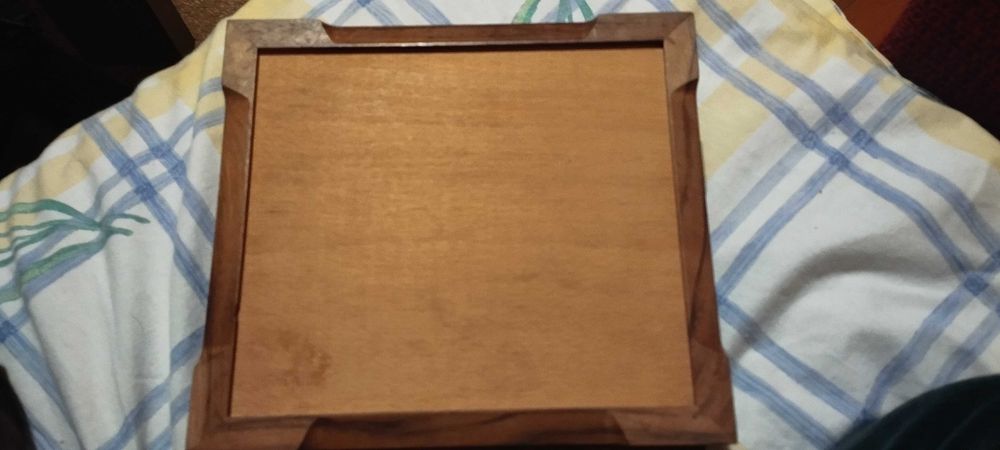 Ръчна изработка дървена кутия