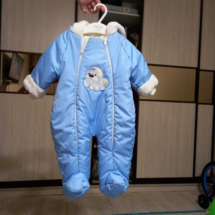 Продам детский комбинезон