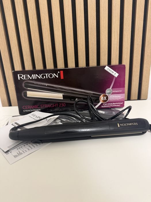 Placă de îndreptat părul Remington S3500 Ceramic Straight 230
