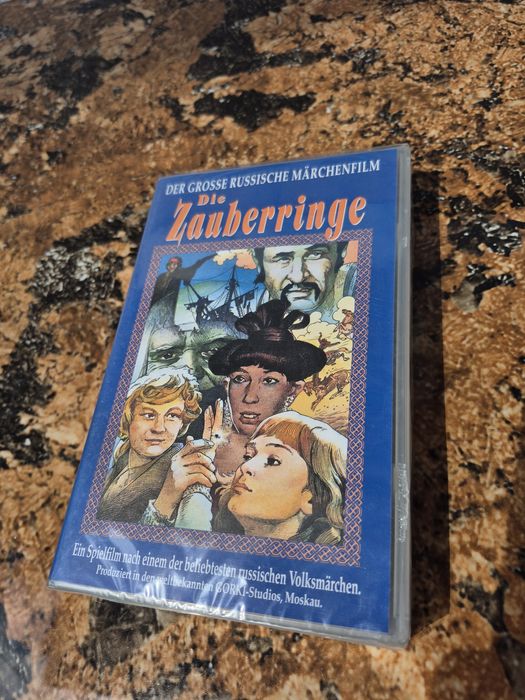 Vând 5 casete video VHS originale colectie 85&120 min,filme Documentare,sf, sigilate