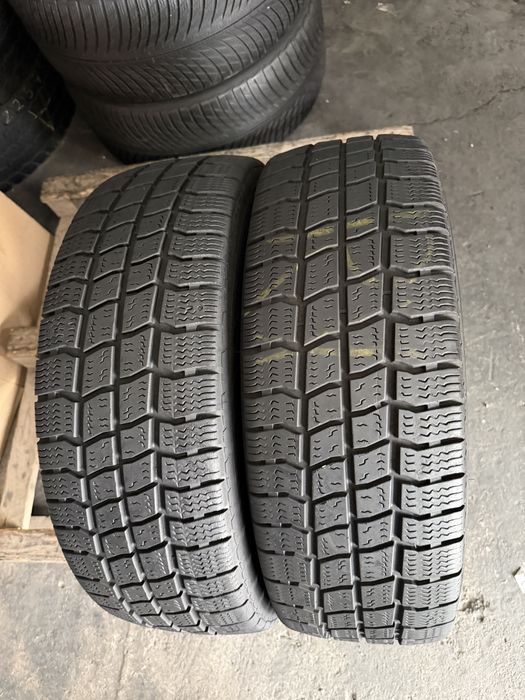 2 anvelope iarna 215/65/16 C , Vredestein , DOT 2022 !
