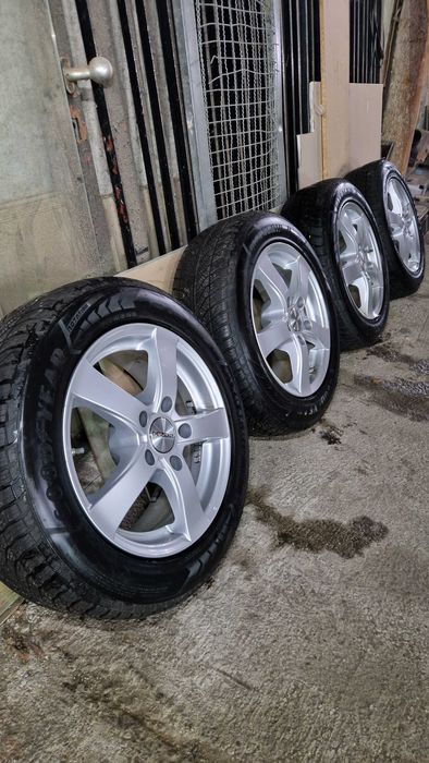 BMW E60 джанти със зимни гуми 205/60/16 7J ET35 5×120 ЦО70 +