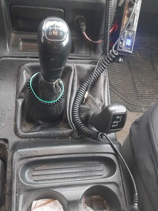 Vând Mitsubischi Pajero