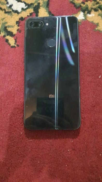 Mi 8 lite 4/64 gb
