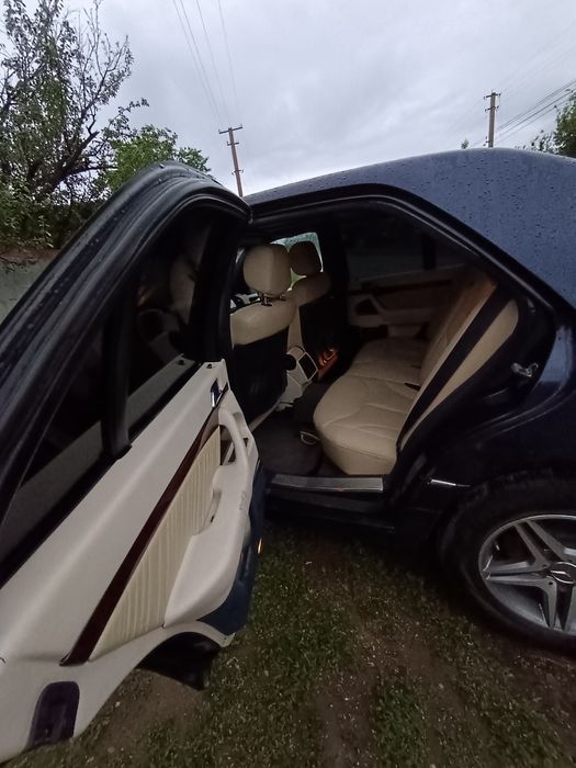 Срочно продам мерседес W140