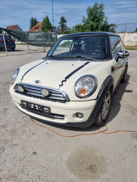 Dezmembrez Mini Cooper r56 motor n12