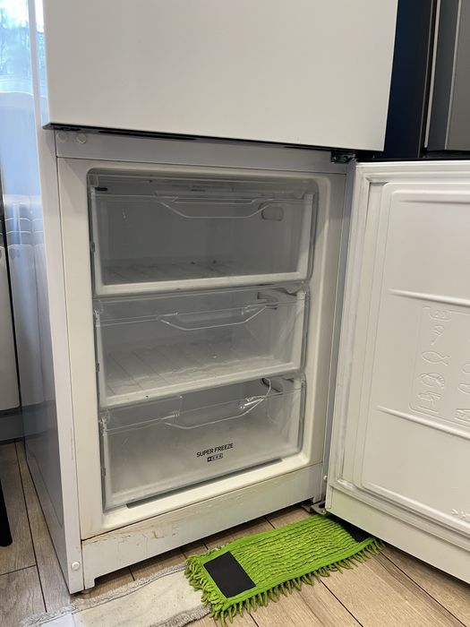 Холодильник INDESIT
