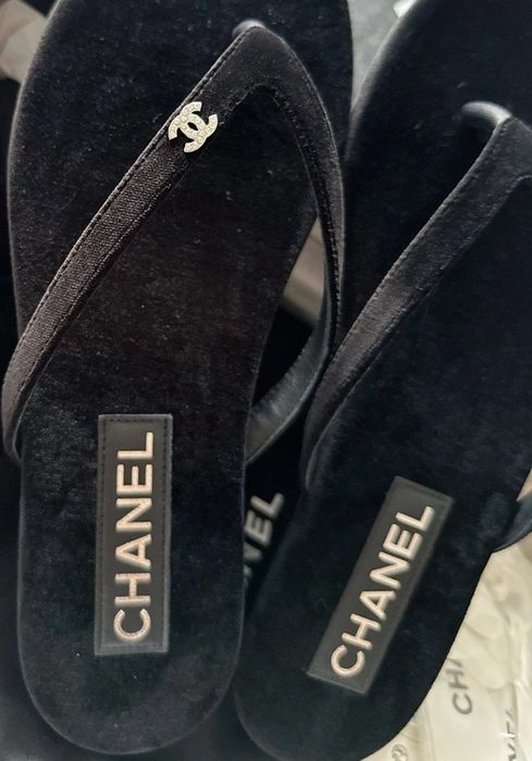 Papuci de catifea Chanel