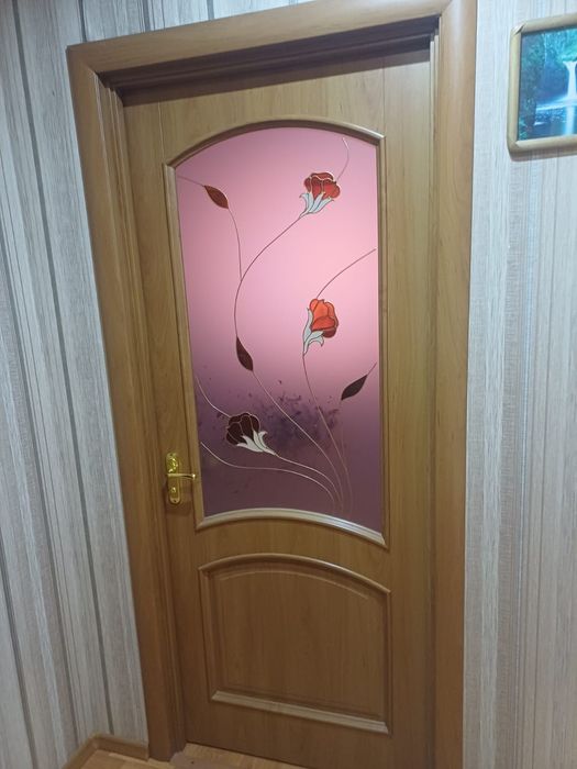 Продам двери (6 штук)
