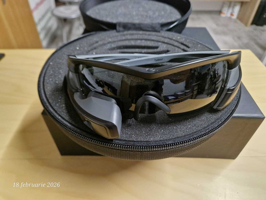 Ochelari Smart, Recon JET