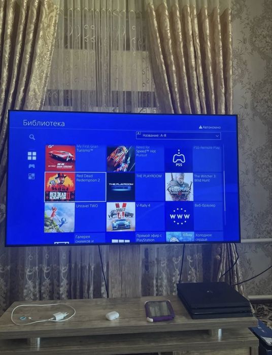 Play Station 4 pro