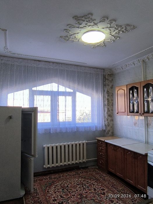 Сдам 2 ух комнатную квартиру