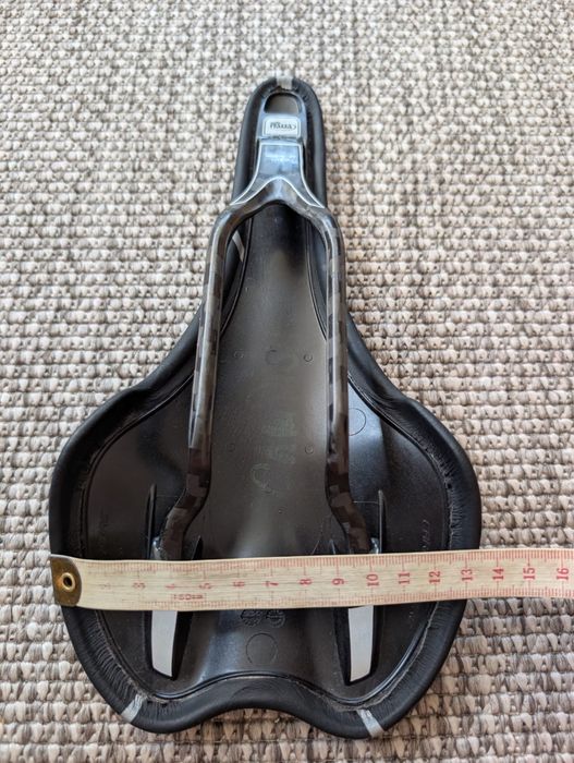Selle italia carbon