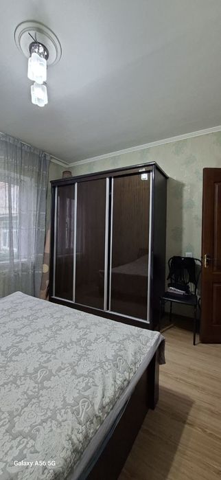 Чиланзар 8. 77 серия.  Продается 2 комнатная.  Срочно Ипотека