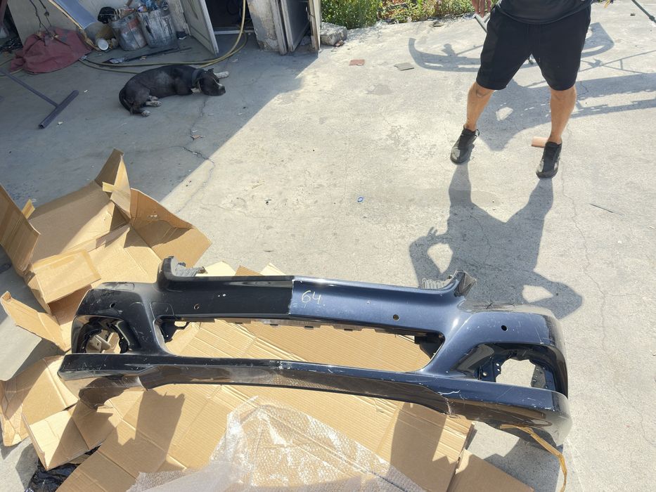 Предна броня за Mercedes sl 550 AMG 2011